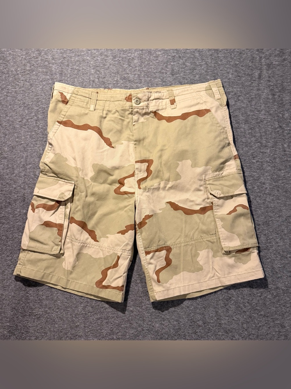 Rothco Vtg Tri Color Desert Camo Cargo Shorts Mens XL 39-43 Waist Paratrooper